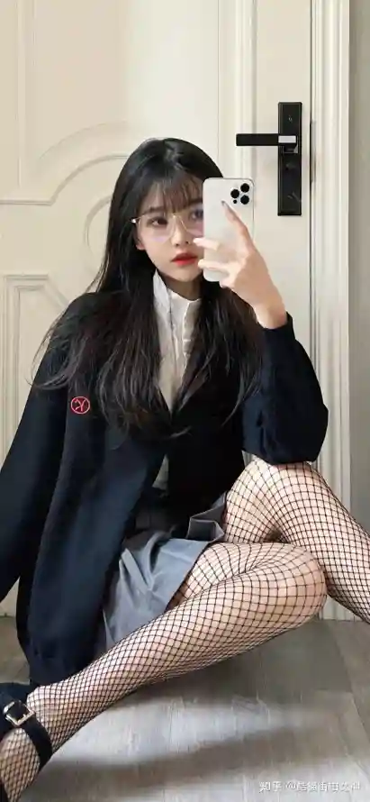 人人鲁免费播放视频_和艳妇在厨房好爽在线观看_在线观看无码的免费网站