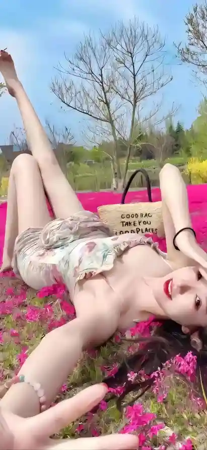 人人鲁免费播放视频_和艳妇在厨房好爽在线观看_在线观看无码的免费网站
