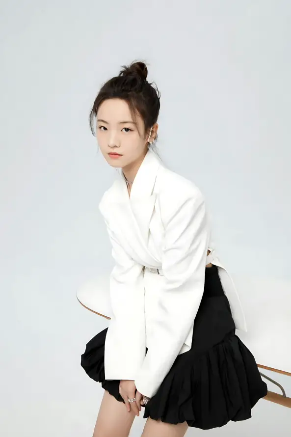 人人鲁免费播放视频_和艳妇在厨房好爽在线观看_在线观看无码的免费网站