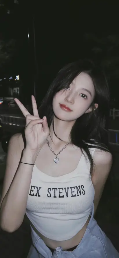 人人鲁免费播放视频_和艳妇在厨房好爽在线观看_在线观看无码的免费网站
