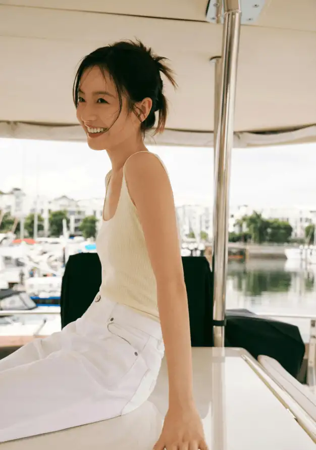 人人鲁免费播放视频_和艳妇在厨房好爽在线观看_在线观看无码的免费网站