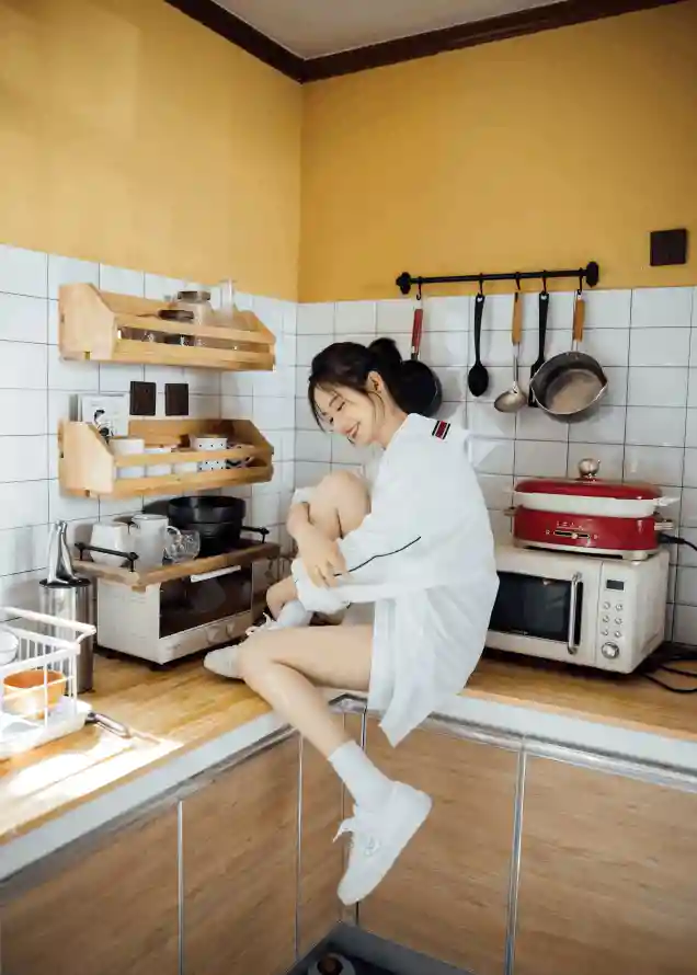 人人鲁免费播放视频_和艳妇在厨房好爽在线观看_在线观看无码的免费网站