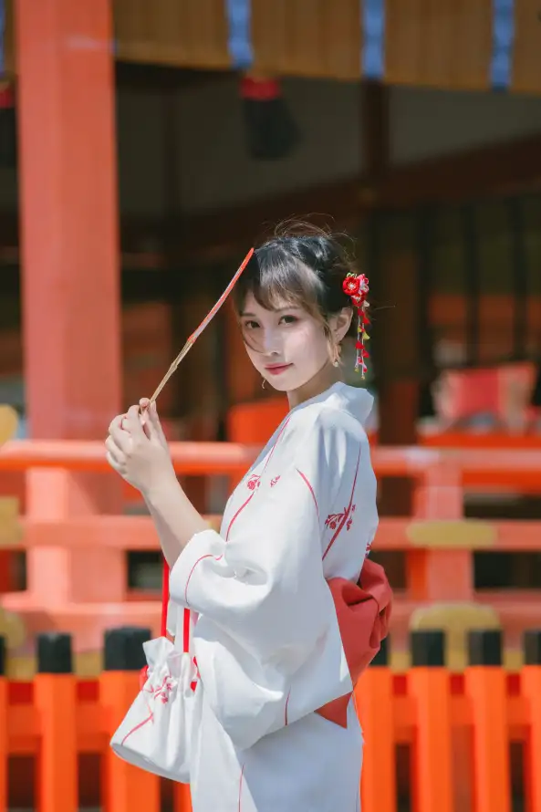 人人鲁免费播放视频_和艳妇在厨房好爽在线观看_在线观看无码的免费网站