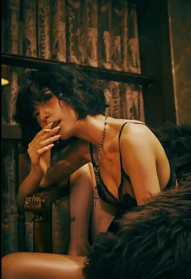 人人鲁免费播放视频_和艳妇在厨房好爽在线观看_在线观看无码的免费网站